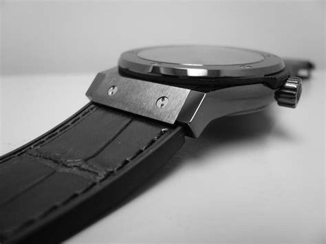 Hublot on a New Gummy Croco Strap (pic intensive)